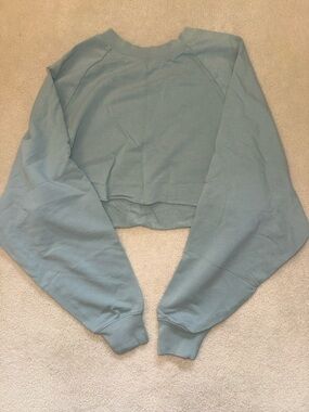 Alo Cropped Crewneck Sweater - Seafoam Green